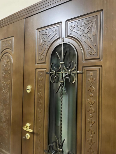 Решетка и стекло